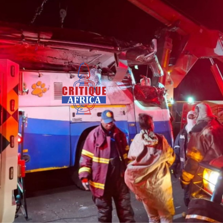 Bus crash kills 42 immigrants in South AFrica